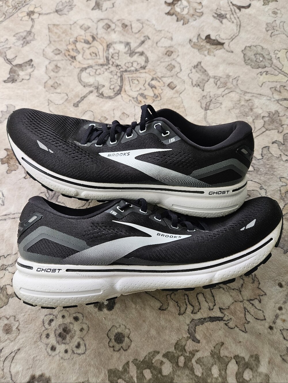 Brooks Ghost 15 Men's Running Shoes Black White Size 12.5 D